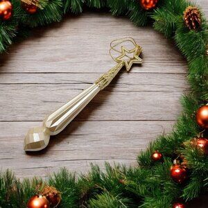 Vintage Plastic Teardrop Star Christmas Ornament Gold Accents